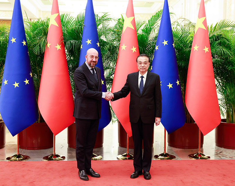 12月1日下午，国务院总理李克强在北京人民大会堂会见欧洲理事会主席米歇尔。新华社记者丁林摄